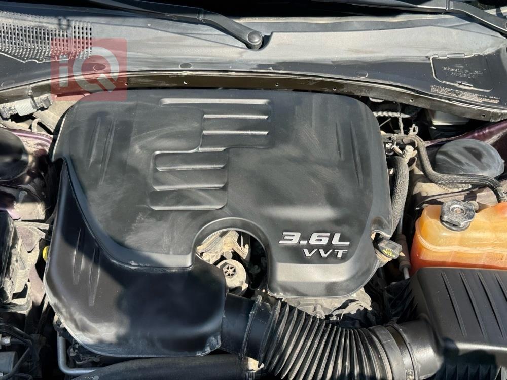 كرايسلر 300